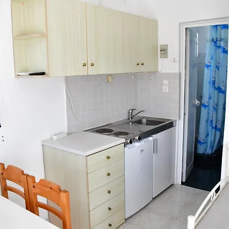 Blue Dolphin Studios And Apartment Vagia  Exterior photo