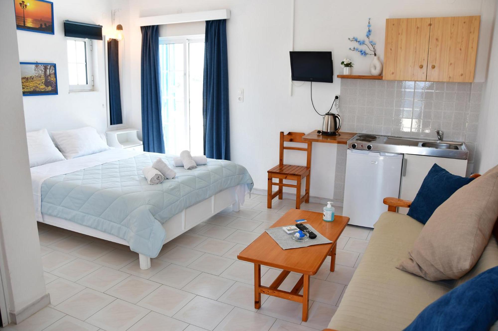 Blue Dolphin Studios&apartment Apartahotel 3*